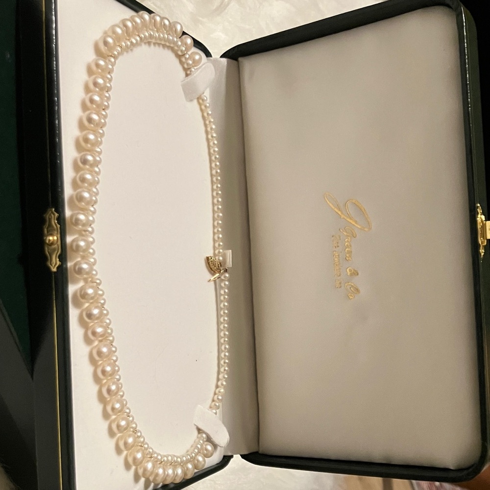 Pearl Necklace circa 2009